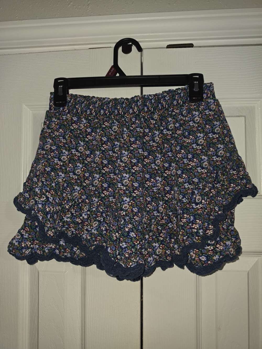 Aeropostale Ditsy Floral Smocked Ruffle Mini Skirt – Size S